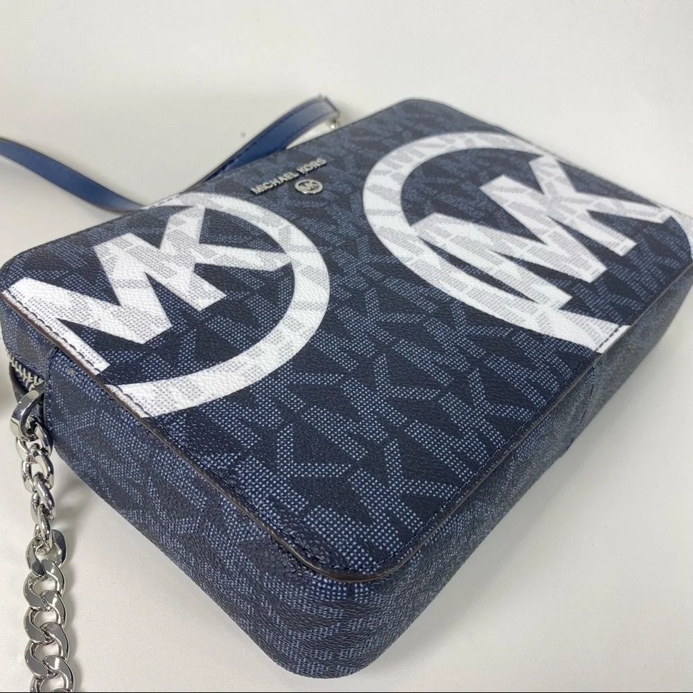 Michael Kors Large Jet set Chain Charm Crossbody Bag Navy with Signature print_5